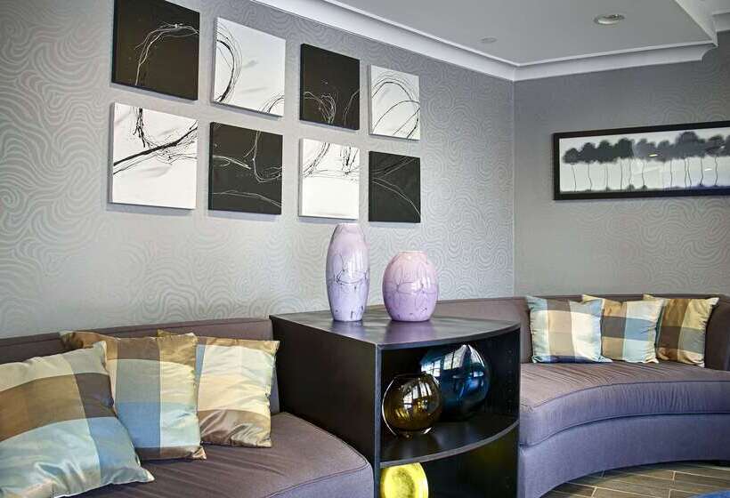 هتل Best Western Plus Avita Suites