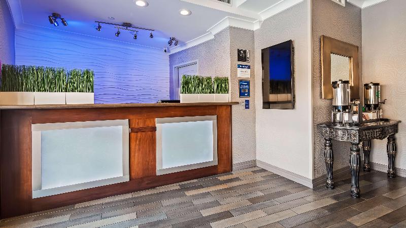 هتل Best Western Plus Avita Suites