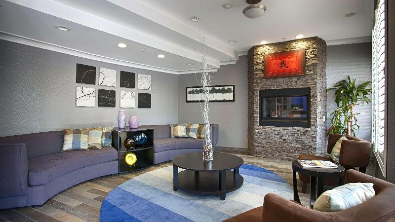هتل Best Western Plus Avita Suites