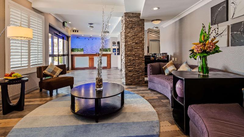 هتل Best Western Plus Avita Suites