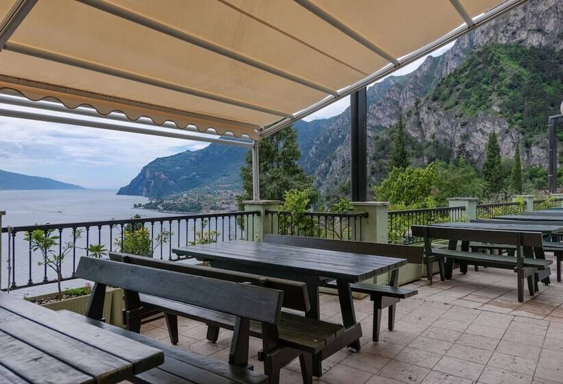 ホテル Centro Vacanze La Limonaia