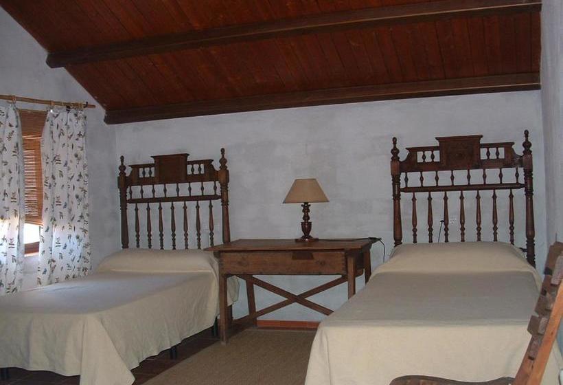 هتل Cortijo Barranco