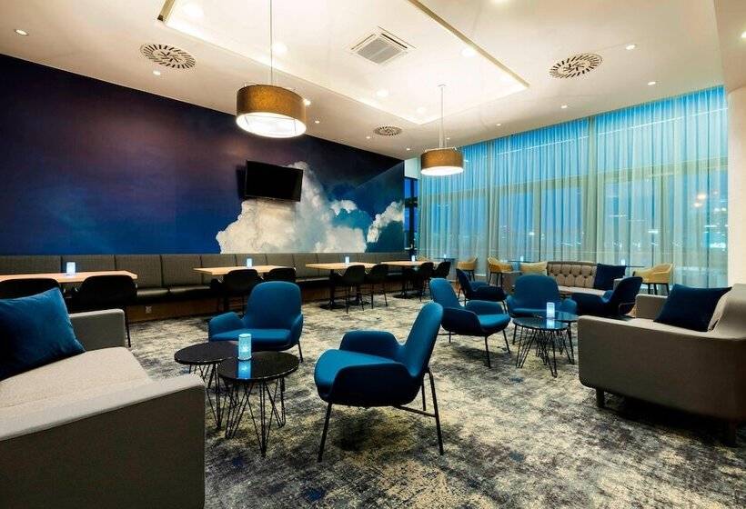 Hotel Courtyard By Marriott Prague Airport