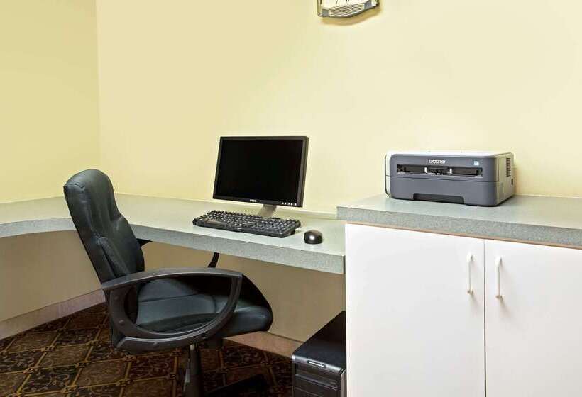 Fotos del hotel Days Inn By Wyndham Orlando Airport Florida Mall:  6