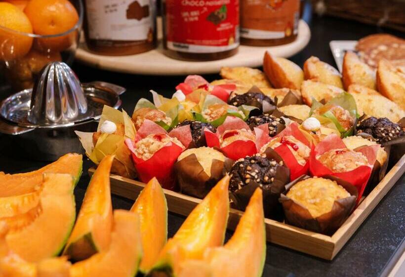 Fotos del hotel De Noailles:  5