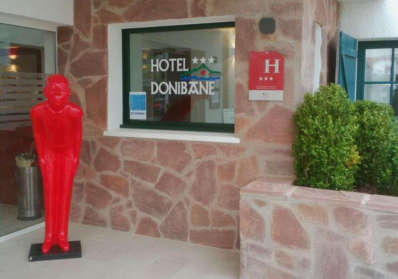 هتل Donibane