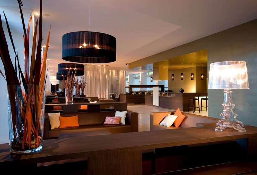 هتل Doubletree By Hilton Milan