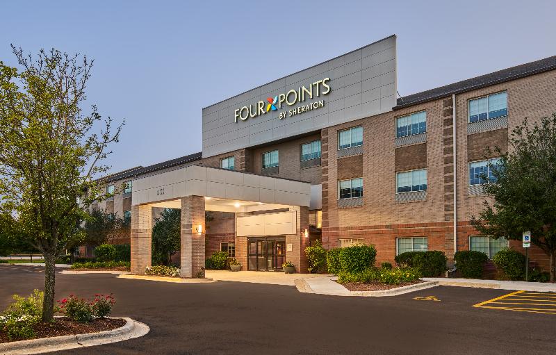 هتل Four Points By Sheraton Chicago Schaumburg