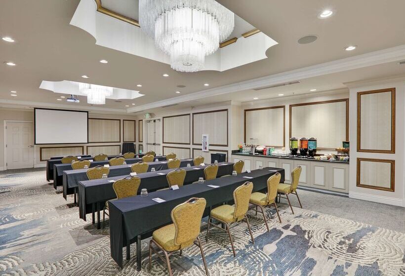 هتل Hilton Garden Inn San Diego Del Mar