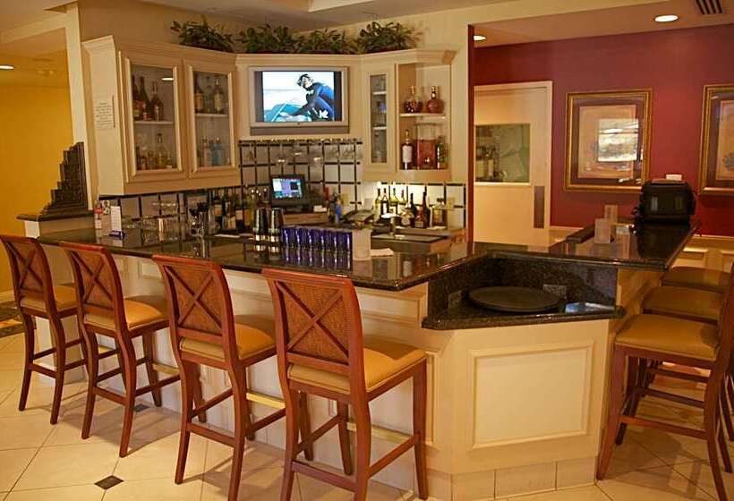 هتل Hilton Garden Inn San Diego Del Mar