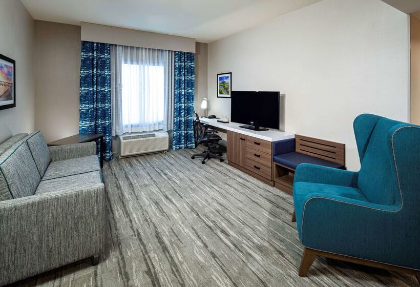 هتل Hilton Garden Inn San Diego  Rancho Bernardo