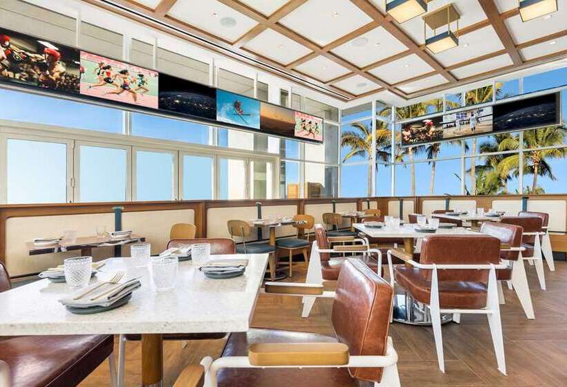 هتل Hilton San Diego Bayfront