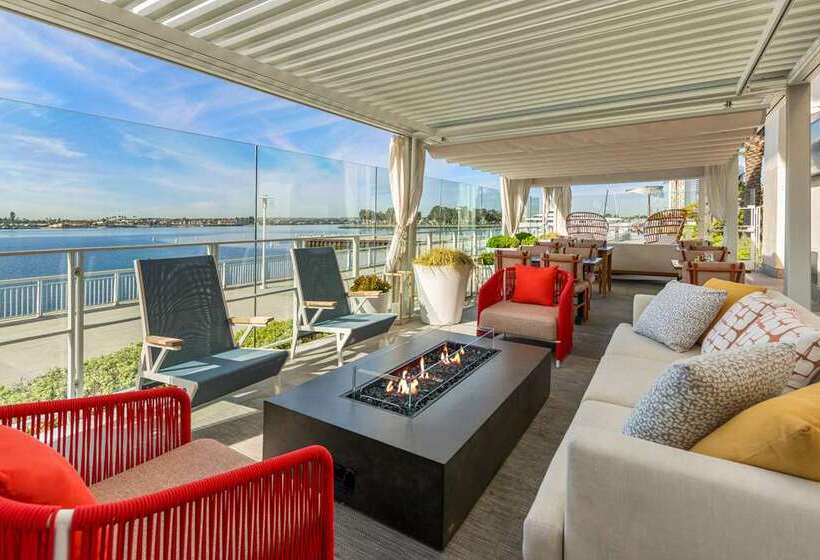 هتل Hilton San Diego Bayfront