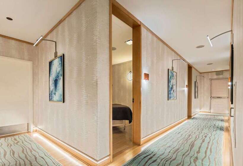 هتل Hilton San Diego Bayfront