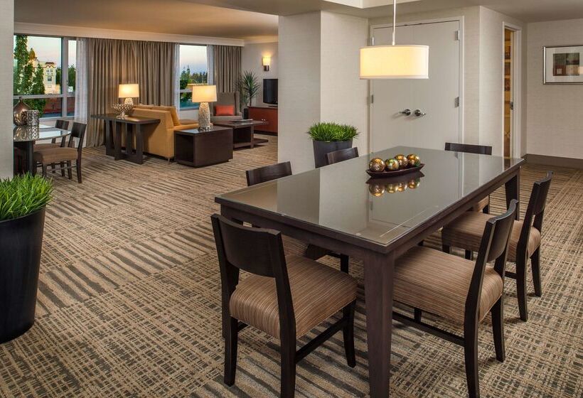 Hotel Hilton Vancouver Washington