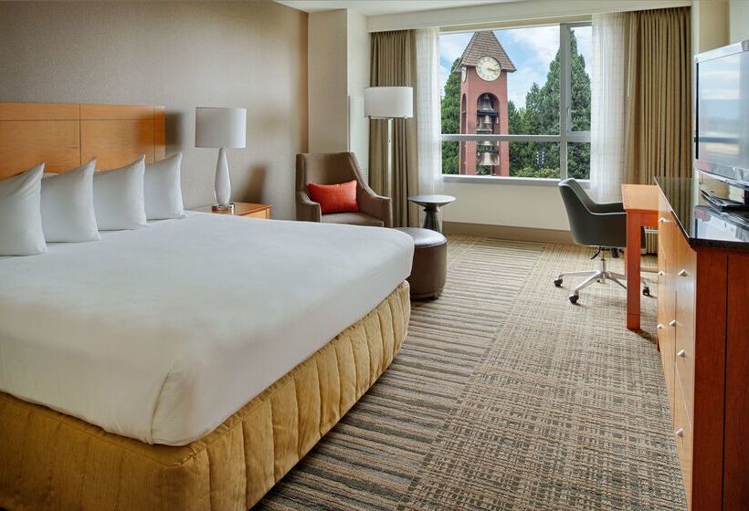 هتل Hilton Vancouver Washington