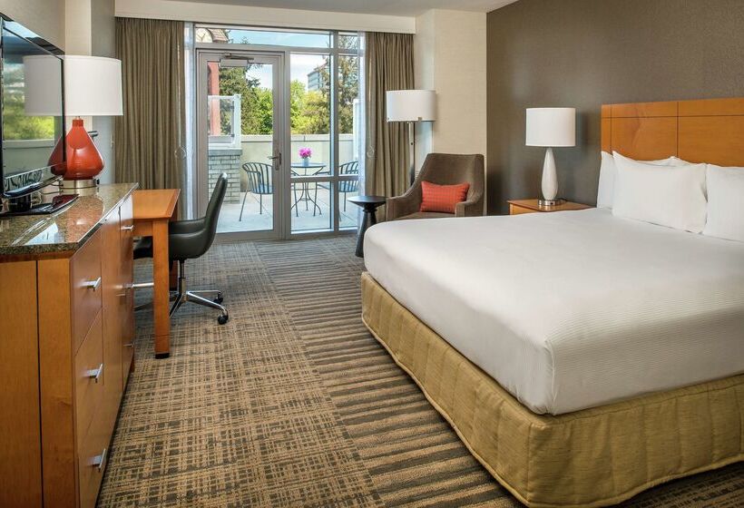 هتل Hilton Vancouver Washington