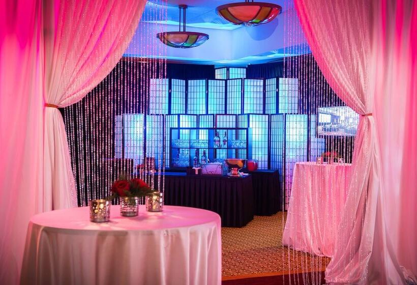 هتل Hilton Vancouver Washington