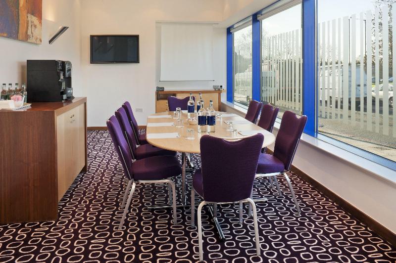 Fotos del hotel Holiday Inn Express London  Golders Green:  4