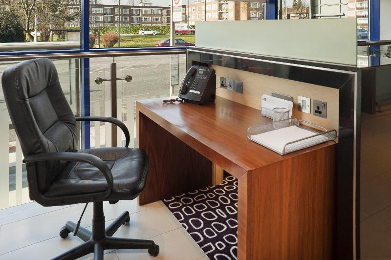 Fotos del hotel Holiday Inn Express London  Golders Green:  10