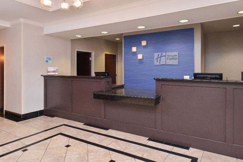 Holiday Inn Express Hotel & Suites San Antonio By Ihg