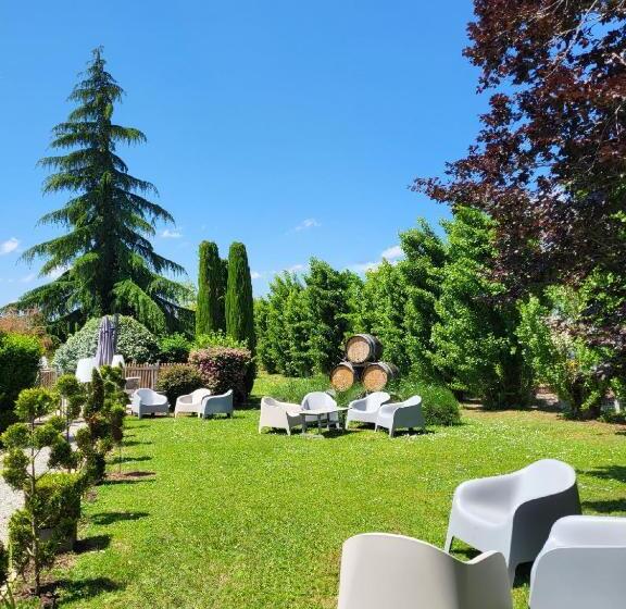 ホテル Hôtel Parc Adélie   Logis Hôtels