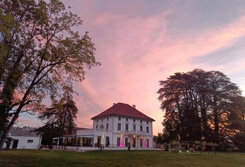 בית מלון כפרי Séquoias Golf & Ressort