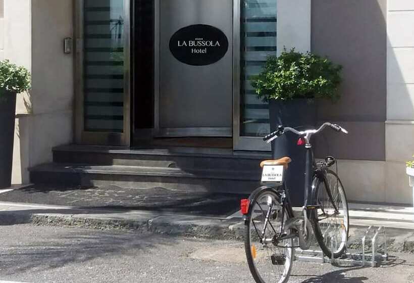هتل La Bussola