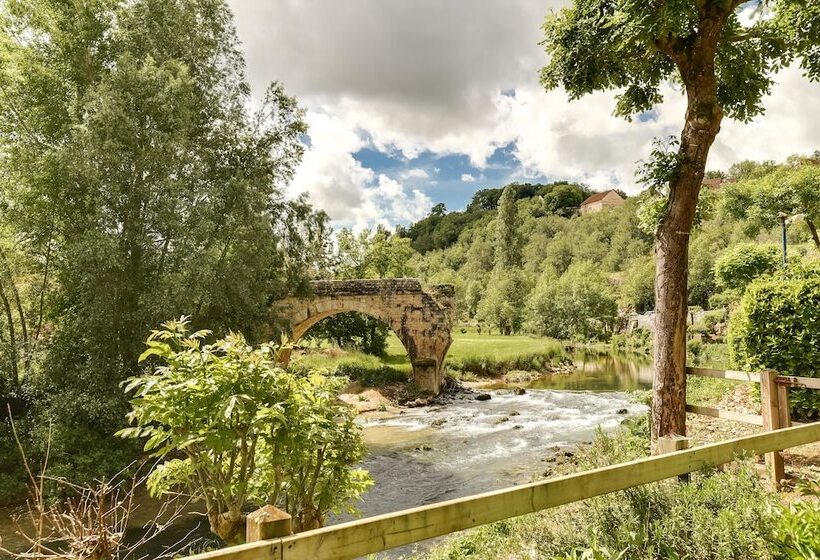 Отель Le Pont De L Ouysse