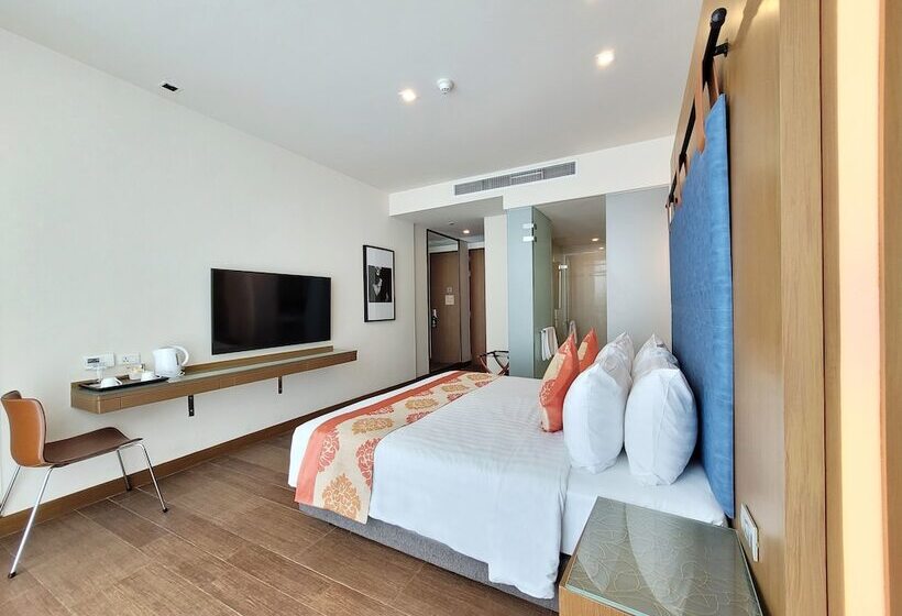 酒店 On 8 Sukhumvit Nana Bangkok By Compass Hospitality