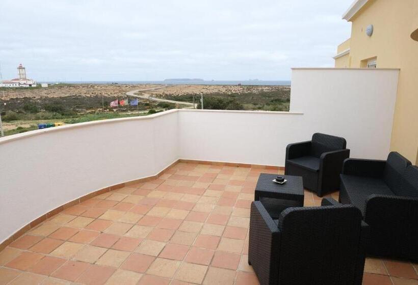 هتل Wot Peniche Pinhalmar