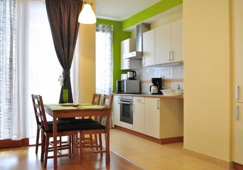 בית מלון כפרי Senator Apartments Budapest