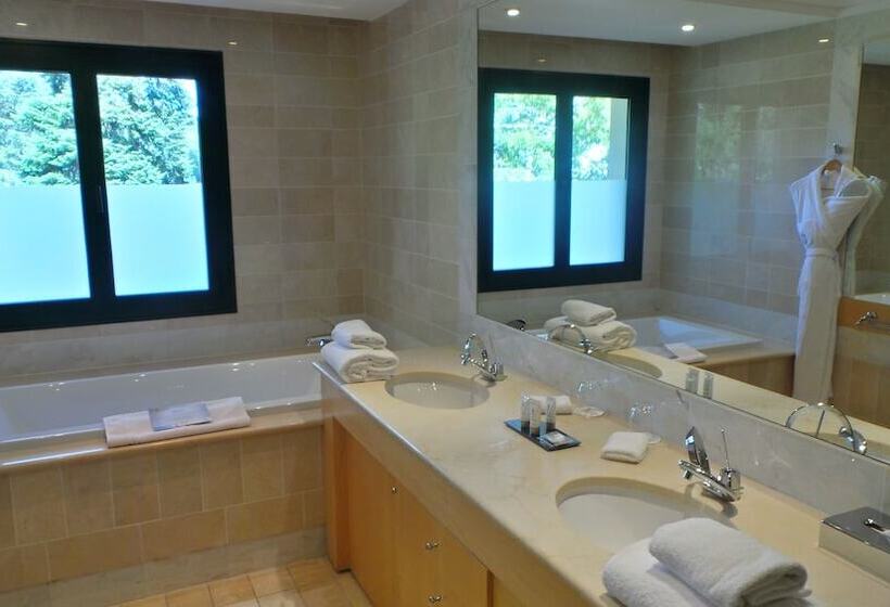 בית מלון כפרי & Spa Le Pavillon
