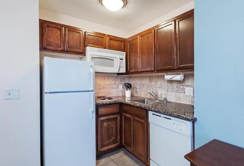 هتل Staybridge Suites Northwest Near Six Flags Fiesta, An Ihg