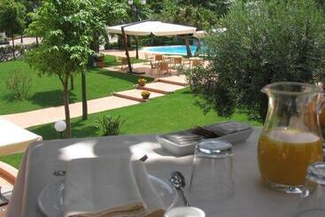 هتل Villa Albani