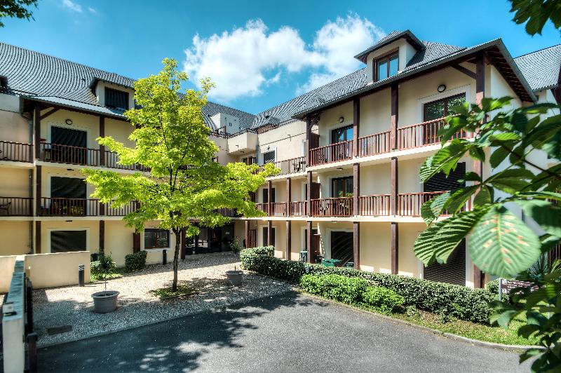 هتل Zenitude Hôtel Résidences L Acacia Lourdes
