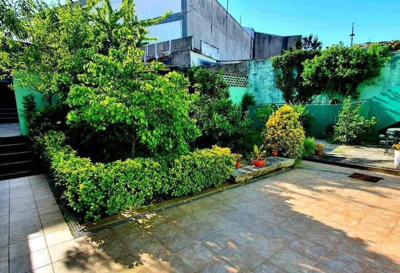 Residencia Lis B&b And Parking