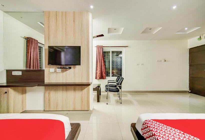 Flagship Hotel Royal Grand