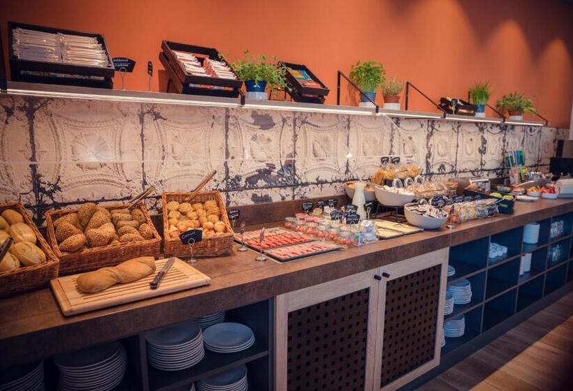 هتل Adagio Access Stuttgart Airport Messe