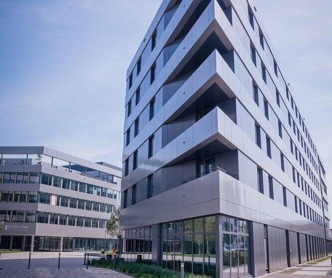 هتل Adagio Access Stuttgart Airport Messe