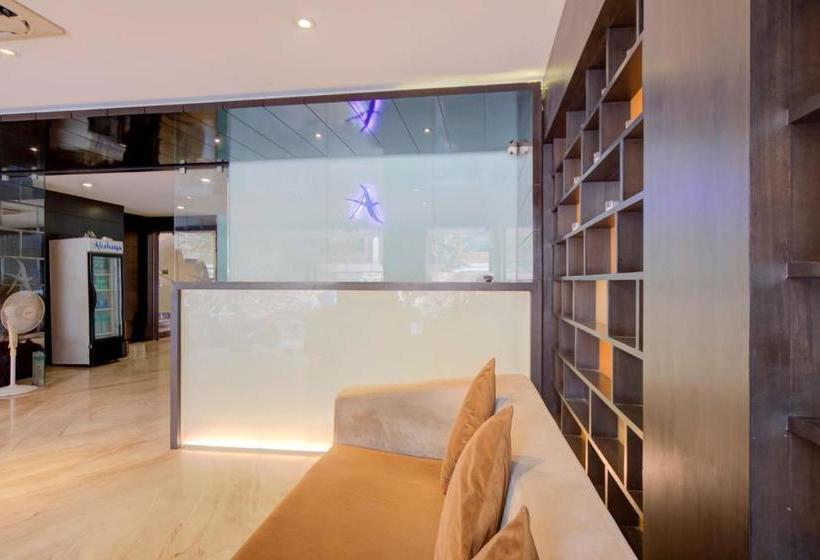 Отель Capital O 78164 Akshaya Business