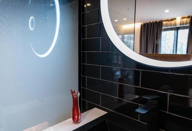 هتل Ohtel Auckland