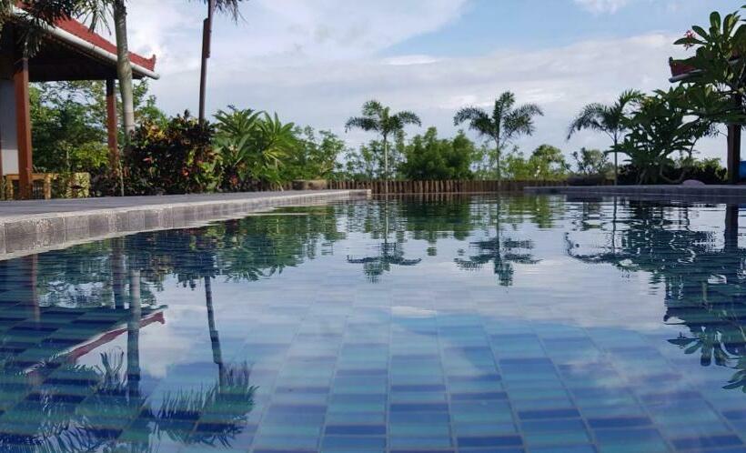 בית מלון כפרי Ombak Resort At Ekas , A Luxury Surf And Kite Surf Destination