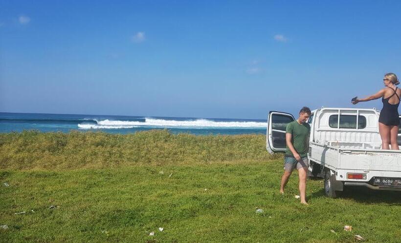 בית מלון כפרי Ombak Resort At Ekas , A Luxury Surf And Kite Surf Destination