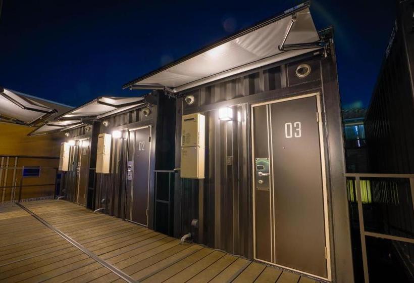 בית מלון כפרי R9 The Yard Taketoyo