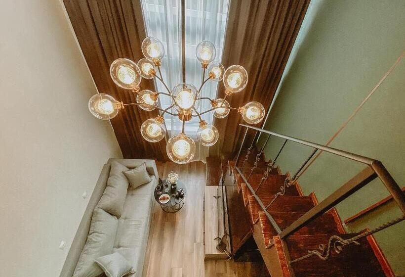 Luxury Inn