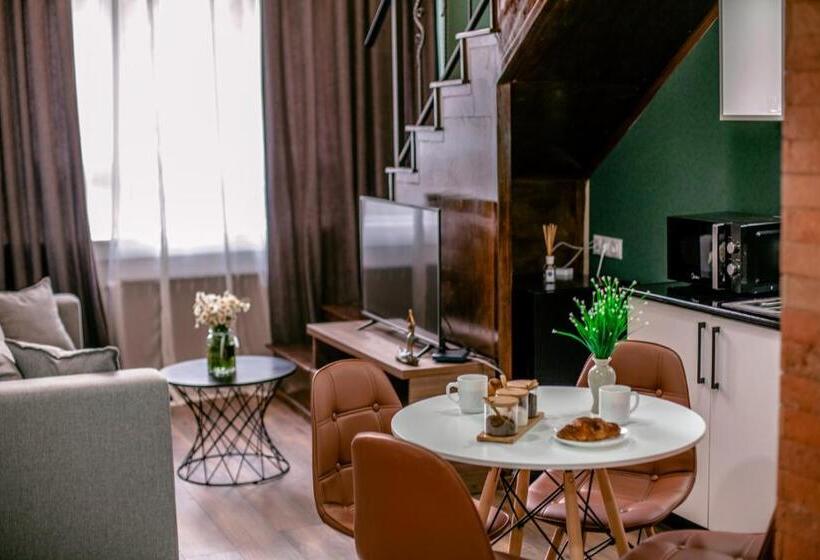 Luxury Inn