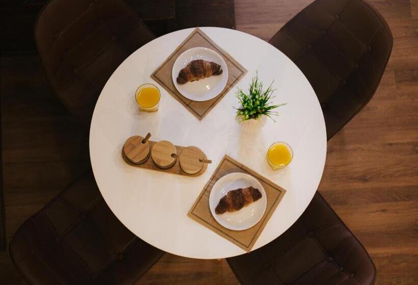Luxury Inn