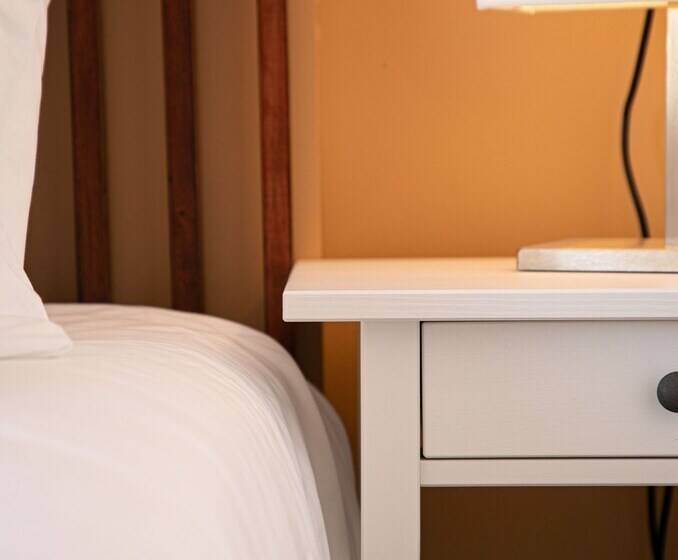 Park View R & R   Adult Only   Self Catering   Free Parking   Ev Point