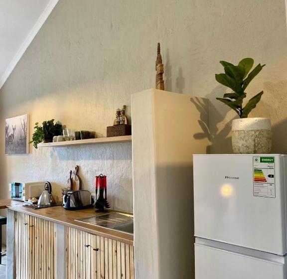 Пансион Fever Tree Guesthouse